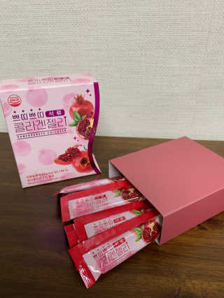 헬스업_쁘띠쁘띠석류콜라겐젤리_20g x 14포 — 3.5점을 준 리뷰어가 2020년 8월 올린 사용 사진