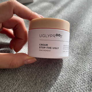 어글리프루프 크림 스탑디어글리 핑크모먼트 50ml — 5점을 준 리뷰어가 2020년 11월 올린 사용 사진