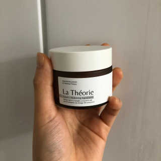 La Theorie Hydrating Ingredients | 하이드레이팅 인그레이디언츠 — 4.5점을 준 리뷰어가 2020년 5월 올린 사용 사진