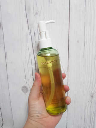 스킨큐어 산다화 순한 클렌징 동백 오일 200ml — 4점을 준 리뷰어가 2020년 4월 올린 사용 사진