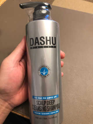 다슈코리아 다슈 데일리 두피 딥 클렌징 샴푸 500ml — 5점을 준 리뷰어가 2020년 10월 올린 사용 사진