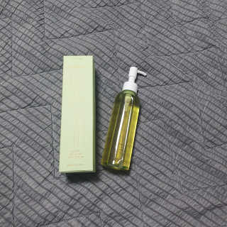 스킨큐어 산다화 순한 클렌징 동백 오일 200ml — 5점을 준 리뷰어가 2020년 5월 올린 사용 사진
