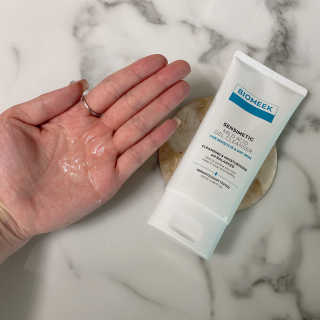 바이오믹 BIOMEEK SENSIMETIC MILD ACID CLEANSER — 5점을 준 리뷰어가 2020년 7월 올린 사용 사진