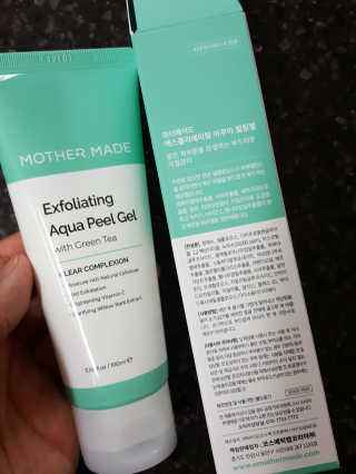 [마더메이드]엑스폴리에이팅 아쿠아 필링젤 w.그린티_K — 5점을 준 리뷰어가 2020년 10월 올린 사용 사진