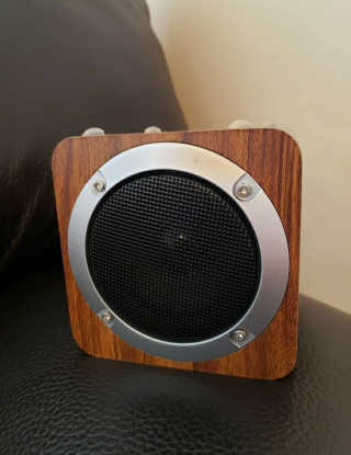 SEVIZ MINI10W 레트로 블루투스 스피커 — 5점을 준 리뷰어가 2020년 10월 올린 사용 사진