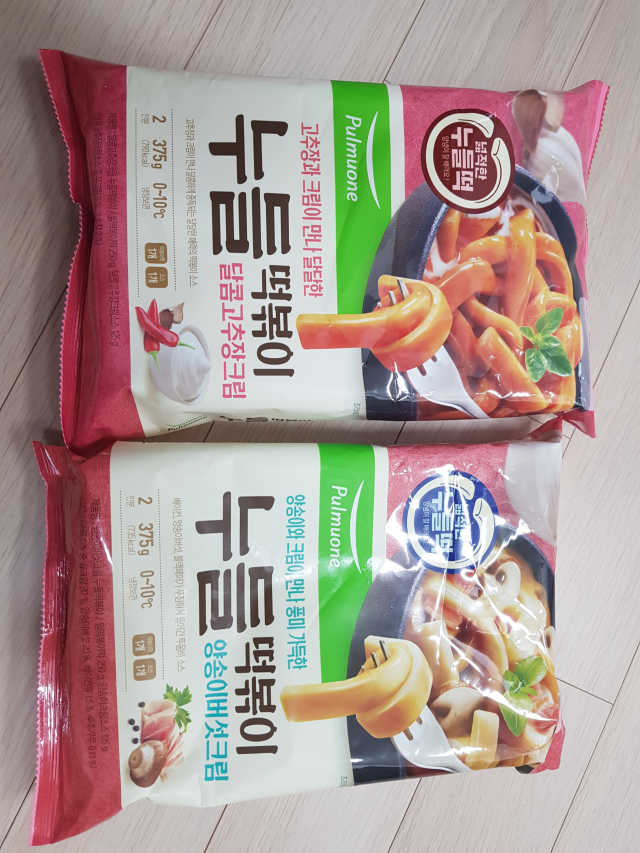 [풀무원] 달콤고추장크림, 양송이버섯크림 누들떡볶이 리뷰 사진