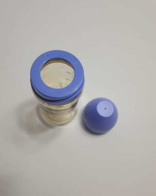유비맘 PPSU 젖병 노꼭지_260ml_컬러 랜덤 발송 — 4점을 준 리뷰어가 2020년 11월 올린 사용 사진
