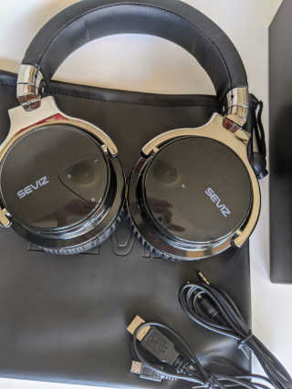 SEVIZ Bluetooth Headphones 10 3color — 5점을 준 리뷰어가 2020년 8월 올린 사용 사진
