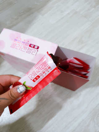 헬스업_쁘띠쁘띠석류콜라겐젤리_20g x 14포 — 5점을 준 리뷰어가 2020년 10월 올린 사용 사진