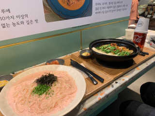 라운드어바웃디큐브시티점 [라운드어바웃 디큐브시티점] 25000원 이용권 — 5점을 준 리뷰어가 2020년 10월 올린 사용 사진