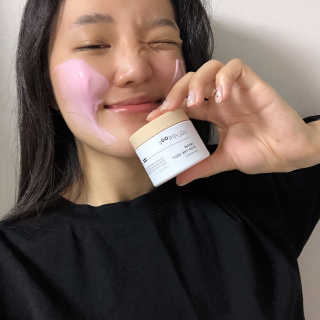 어글리프루프 크림 스탑디어글리 핑크모먼트 50ml — 5점을 준 리뷰어가 2020년 8월 올린 사용 사진