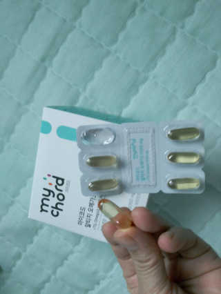JW중외제약 마이코드 알티지 오메가3 1000 mg — 5점을 준 리뷰어가 2020년 8월 올린 사용 사진