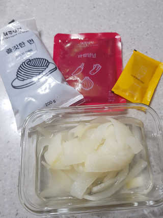 [해주냉면] 신천맛집 매운 비빔냉면 2인분 + 무절임 — 5점을 준 리뷰어가 2020년 5월 올린 사용 사진