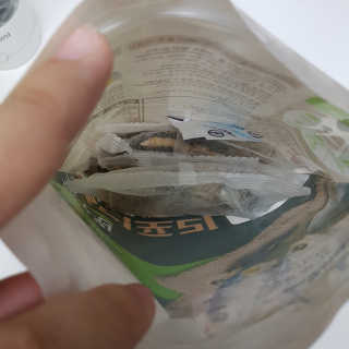 [풀무원] 자연의 감칠맛 통디포리, 통멸치 다시팩 세트 — 5점을 준 리뷰어가 2020년 5월 올린 사용 사진
