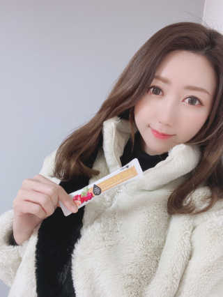 아이케어 ABC주스 이너뷰티 콜라겐 젤리 스틱 — 5점을 준 리뷰어가 2020년 12월 올린 사용 사진