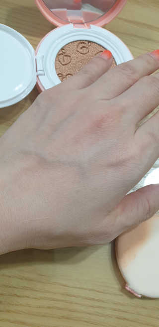 [블랙루즈] 피치 커버 벨벳 쿠션 2종 중 택1 — 5점을 준 리뷰어가 2020년 12월 올린 사용 사진