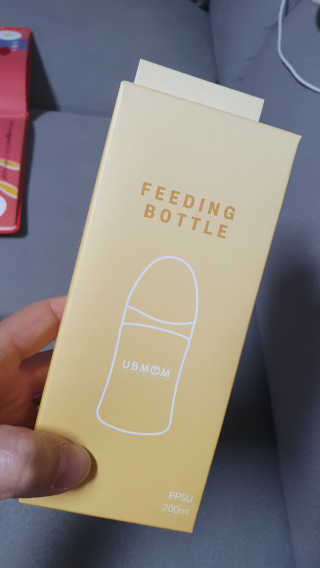 유비맘 PPSU 젖병 노꼭지_200ml_컬러 랜덤 발송 — 4.5점을 준 리뷰어가 2020년 10월 올린 사용 사진