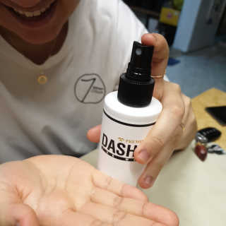 다슈코리아 다슈 포 맨 프리미엄 메가 홀드 슈퍼 스프레이 250ml — 5점을 준 리뷰어가 2020년 7월 올린 사용 사진