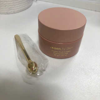 Tween.Ty Skin 트웬티스킨 리페어 아이크림 프리미엄 라인 — 5점을 준 리뷰어가 2020년 10월 올린 사용 사진