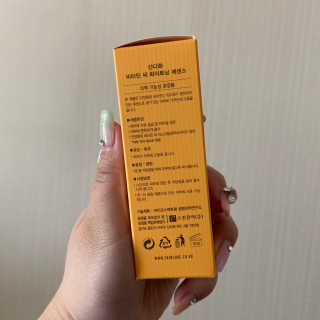 [스킨큐어] 산다화 비타민C 화이트닝 에센스 30ml — 4점을 준 리뷰어가 2020년 4월 올린 사용 사진