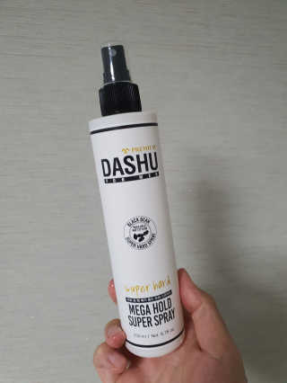 다슈코리아 다슈 포 맨 프리미엄 메가 홀드 슈퍼 스프레이 250ml — 4.5점을 준 리뷰어가 2020년 7월 올린 사용 사진