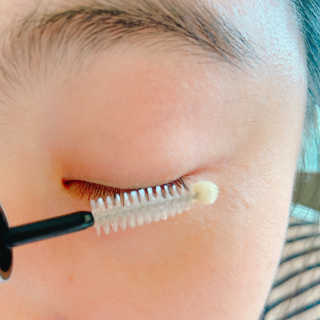 닥터존스킨 눈썹자라 — 3.5점을 준 리뷰어가 2020년 10월 올린 사용 사진
