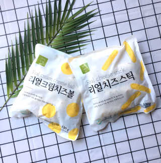 가치식탁 리얼치즈스틱, 리얼크림치즈볼 — 5점을 준 리뷰어가 2020년 9월 올린 사용 사진