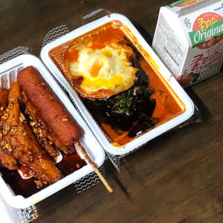 죠스떡볶이 [죠스푸드] 짜빠떡볶이+떡또그+범벅만두 신메뉴 3종 — 5점을 준 리뷰어가 2020년 4월 올린 사용 사진