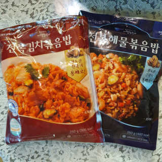 바다는다웰빙이다 전복해물볶음밥/전복김치볶음밥 250g-4봉지 — 5점을 준 리뷰어가 2020년 11월 올린 사용 사진