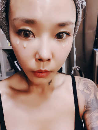 카히나 기빙 뷰티 카히나기빙뷰티 아이 세럼 — 5점을 준 리뷰어가 2020년 7월 올린 사용 사진
