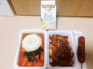 죠스떡볶이 [죠스푸드] 짜빠떡볶이+떡또그+범벅만두 신메뉴 3종 — 5점을 준 리뷰어가 2020년 4월 올린 사용 사진