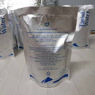[설랩] 클렌징워터 세안수 500ml x 6팩 — 5점을 준 리뷰어가 2020년 8월 올린 사용 사진