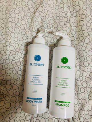 일리세이 허니 샴푸 500ml + 허니 바디워시 500ml 세트 — 4.5점을 준 리뷰어가 2020년 4월 올린 사용 사진