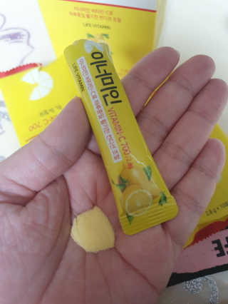 이너미인 VITAMIN-C 700 — 5점을 준 리뷰어가 2020년 9월 올린 사용 사진
