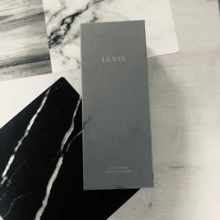 레나스 프리미엄 아로마 디퓨저 200ml  [1SET] — 4.5점을 준 리뷰어가 2020년 6월 올린 사용 사진
