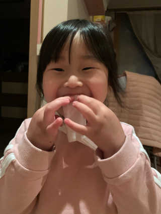 100도 이상에서 삶아 멸균 안심 아이수 구강 티슈 — 4점을 준 리뷰어가 2020년 11월 올린 사용 사진