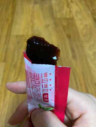 헬스업_쁘띠쁘띠석류콜라겐젤리_20g x 14포 — 5점을 준 리뷰어가 2020년 9월 올린 사용 사진