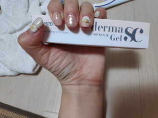 derma SC-Gel 더마에스씨 겔 20g — 5점을 준 리뷰어가 2020년 4월 올린 사용 사진