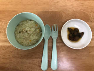 바다는다웰빙이다 완도사랑 전복죽 250g - 2팩 + 전복장조림 2팩 — 3점을 준 리뷰어가 2020년 8월 올린 사용 사진