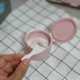 자연에서본 촉촉 보습 로즈 팩 클렌저 — 5점을 준 리뷰어가 2020년 6월 올린 사용 사진