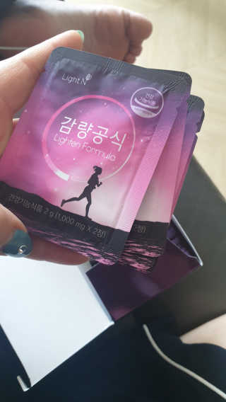 [감량공식] 다이어트 건강기능식품 신규 캠페인 — 5점을 준 리뷰어가 2020년 4월 올린 사용 사진