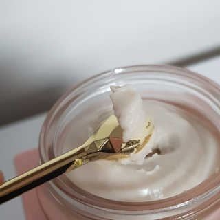 Tween.Ty Skin 트웬티스킨 리페어 아이크림 프리미엄 라인 — 5점을 준 리뷰어가 2020년 10월 올린 사용 사진