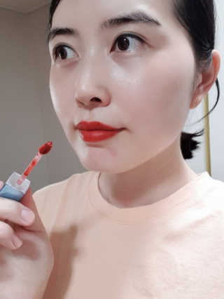 [블랙루즈] 에어 핏 벨벳 틴트 시즌6 5종 중 택1+랜덤1 — 5점을 준 리뷰어가 2020년 6월 올린 사용 사진