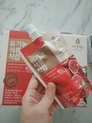 자연에온 유기농 석류 착즙 100mL 10개입 2BOX — 5점을 준 리뷰어가 2020년 11월 올린 사용 사진