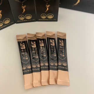 헬스업_천명진프리미엄홍삼스틱_10ml x 30포 — 5점을 준 리뷰어가 2020년 9월 올린 사용 사진