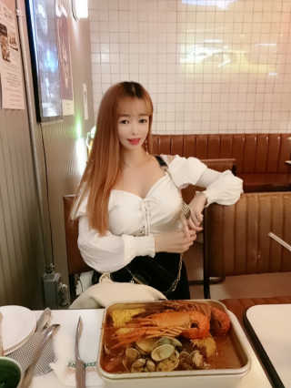 뉴욕아파트먼트 합정점 [뉴욕아파트먼트 오리지날그릴] 4만원 이용권 — 5점을 준 리뷰어가 2020년 6월 올린 사용 사진
