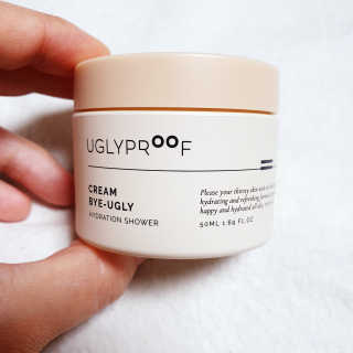 어글리프루프 크림 바이어글리 하이드레이션 샤워 50ml — 5점을 준 리뷰어가 2020년 11월 올린 사용 사진