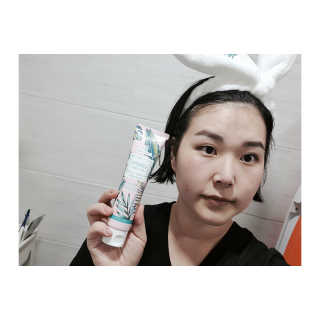 포레스트힐 SS 그린 밸런스 클렌져 100ml + 헤어밴드 — 5점을 준 리뷰어가 2020년 4월 올린 사용 사진