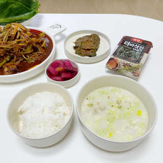 한촌몰 설렁탕집 가마솥 도가니탕 350g x 2팩 — 5점을 준 리뷰어가 2020년 8월 올린 사용 사진