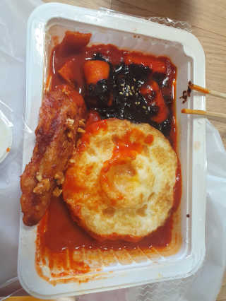 죠스떡볶이 [죠스푸드] 짜빠떡볶이+떡또그+범벅만두 신메뉴 3종 — 3.5점을 준 리뷰어가 2020년 4월 올린 사용 사진